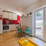 Cute In Center By Lovelystay Lisboa