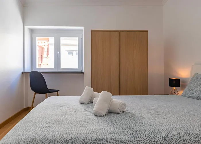 Cute In Center By Lovelystay