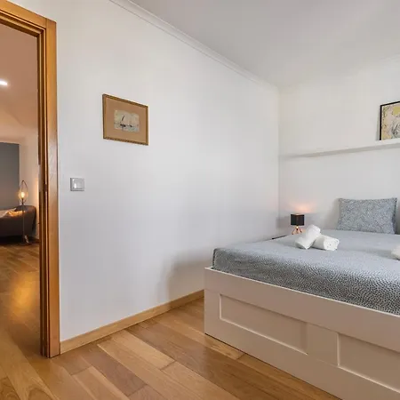 Cute In Center By Lovelystay Lisboa