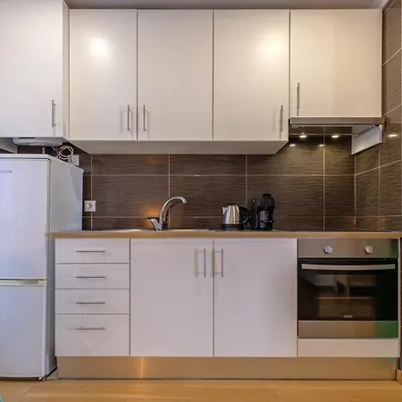 Cute In Center By Lovelystay * Lisboa