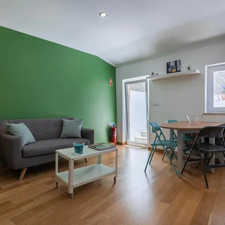 Cute In Center By Lovelystay Lisboa