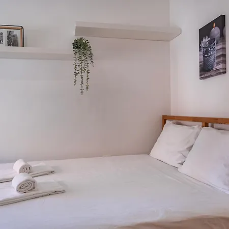 Cute In Center By Lovelystay Lisboa