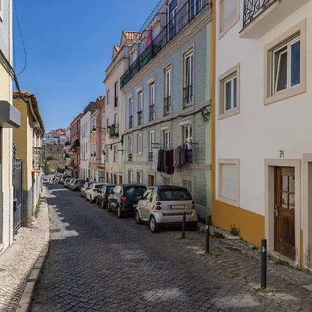 Daire Cute In Center By Lovelystay *