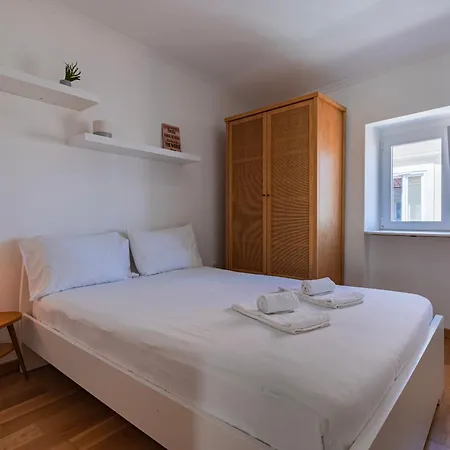 Cute In Center By Lovelystay Lisboa