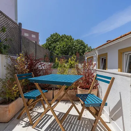 Cute In Center By Lovelystay * Lisboa