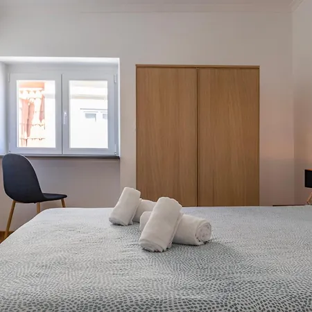 Cute In Center By Lovelystay